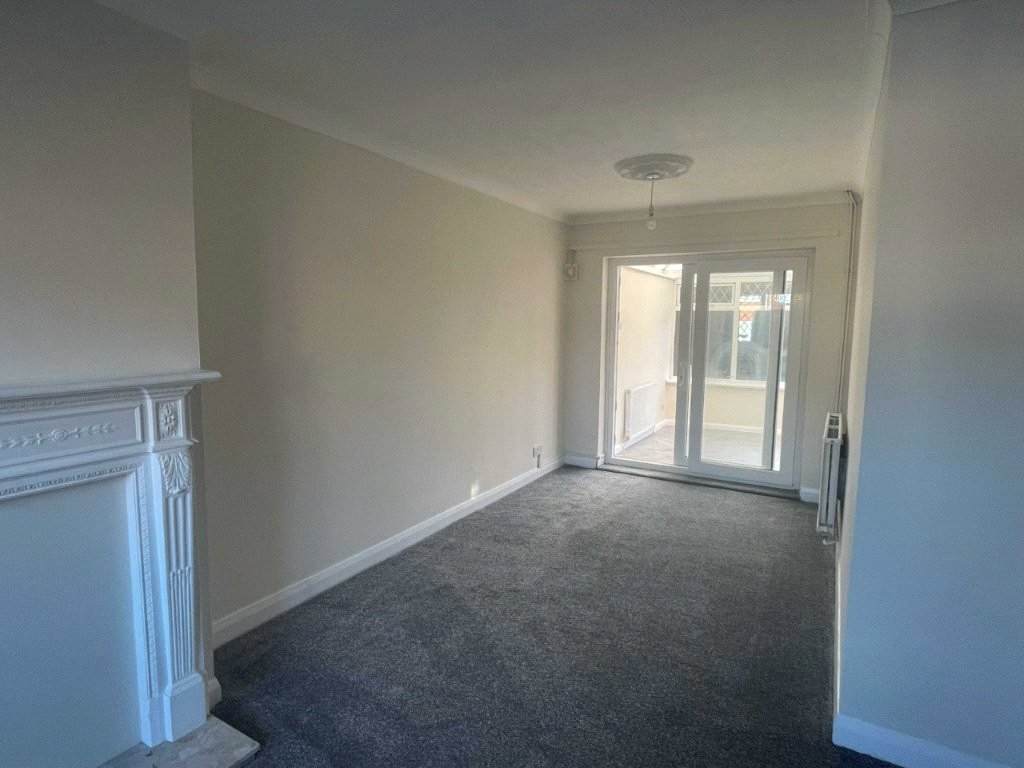 3 bedroom House, Penfold Way, Morton, DE55 - Available, Image 4