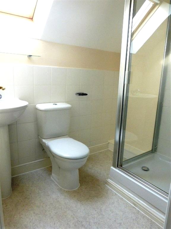 3 bedroom House, Bracken Way, Harworth, DN11 - , Image 6