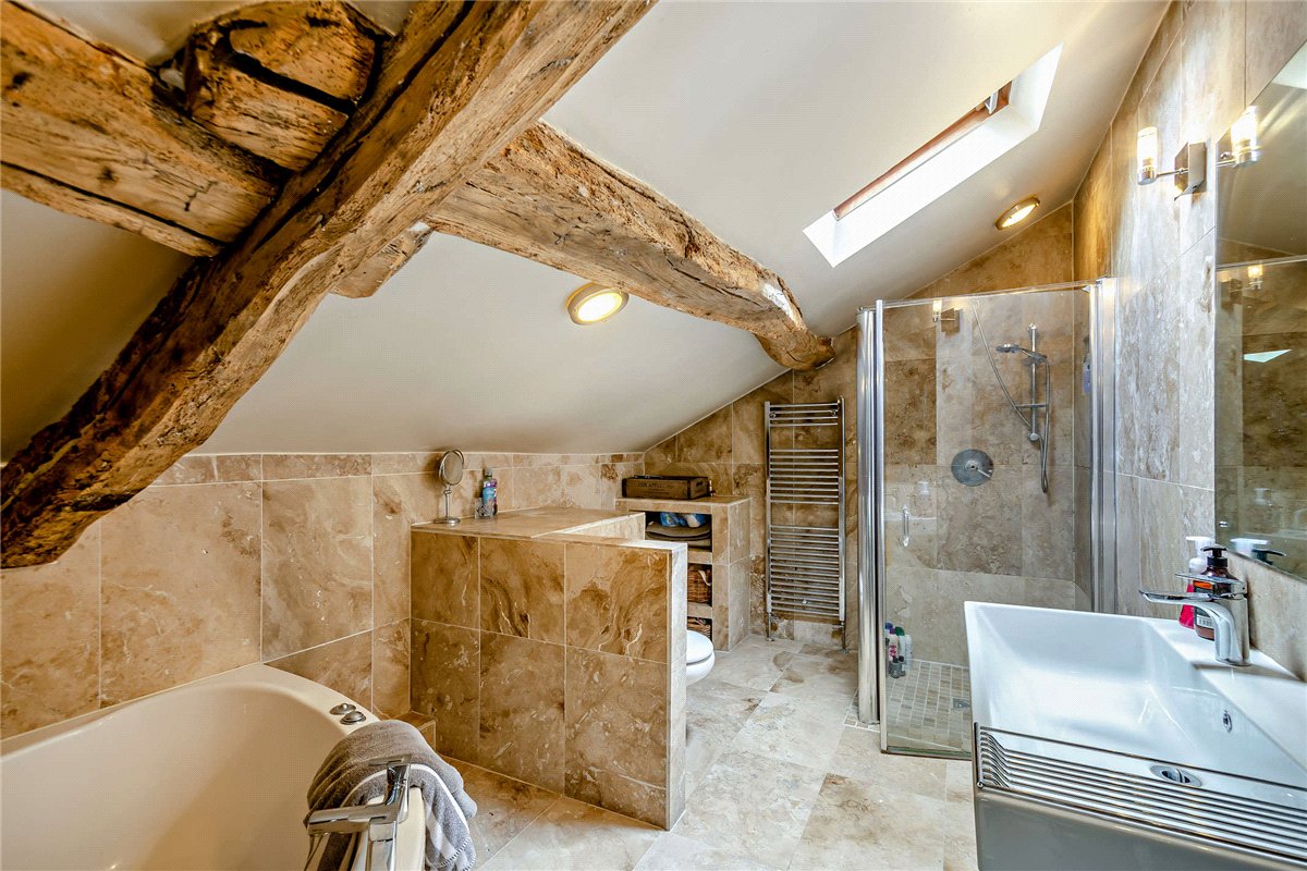 6 bedroom House, Micklethwaite Lane, Bingley, BD16 - Available, Image 11