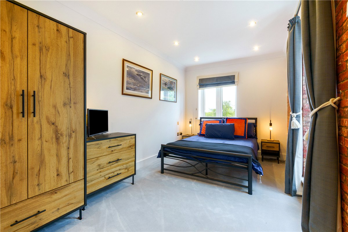 4 bedroom House, Kings Pool Walk, York, YO1 - Available, Image 16