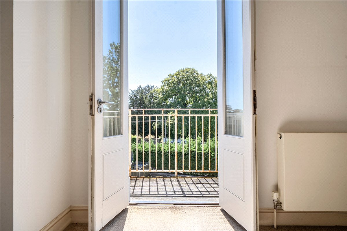 3 bedroom Flat, Weston Lane, Bath, BA1 - Available, Image 19