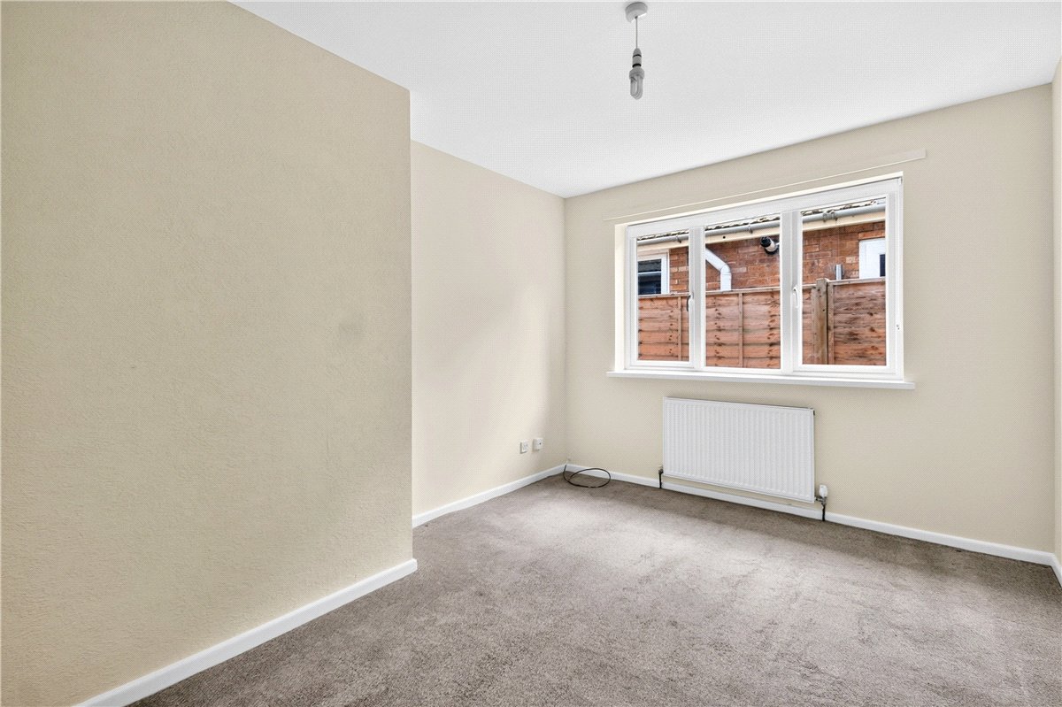 4 bedroom House, Cromwell Lane, Burton Green, CV8 - Available, Image 3