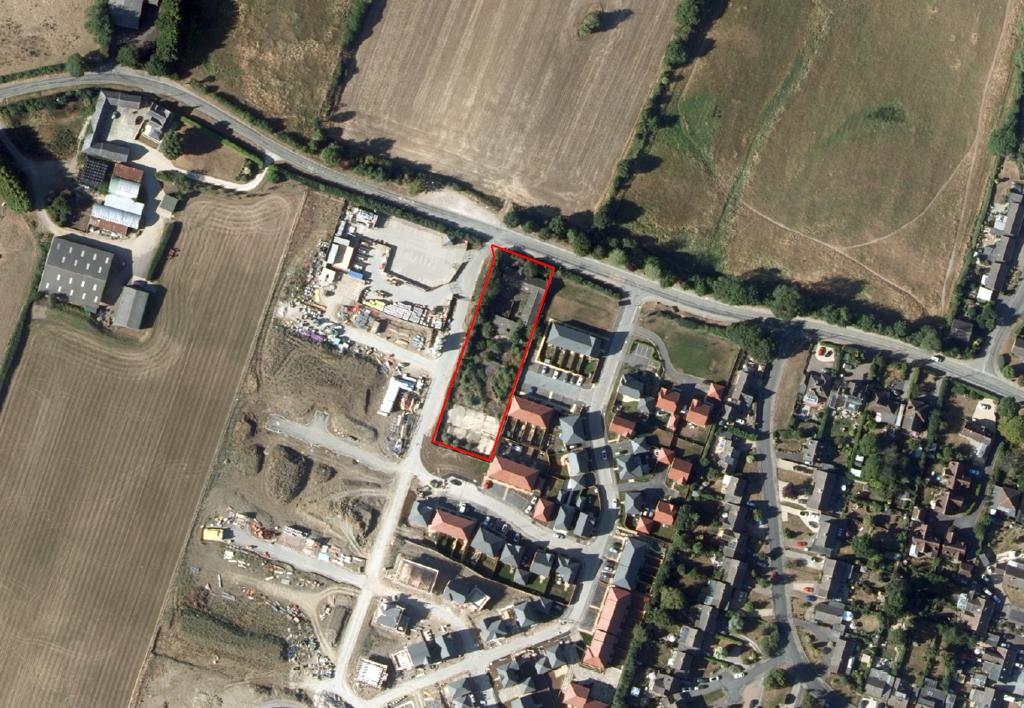 0.73 acres Development Land, Highworth Road, Faringdon, SN7 - 