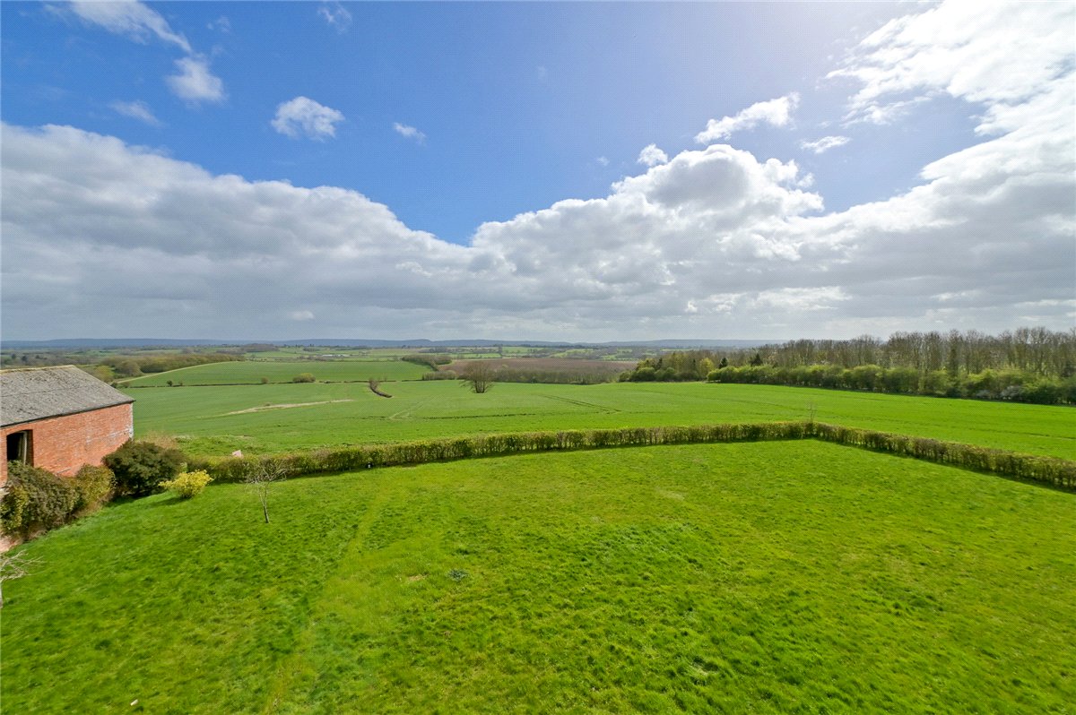 8 bedroom House, Upper Winchendon, Aylesbury, HP18 - Available, Image 12