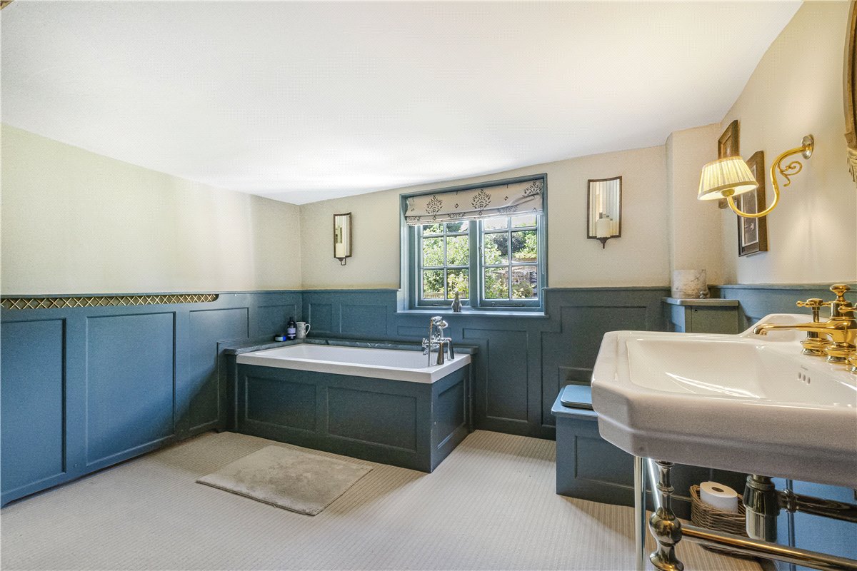 4 bedroom House, Silverless Street, Marlborough, SN8 - Available, Image 38