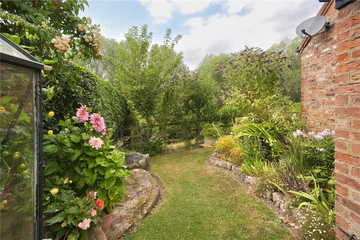 3 bedroom House, Marsh Lane, Bolton Percy, YO23 - Available, Image 28