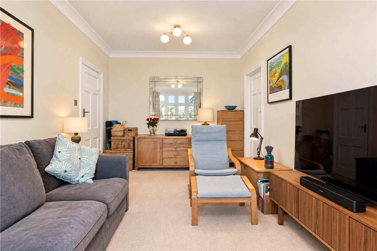 1 bedroom Flat, Fulham High Street, London, SW6 - Available, Image 1