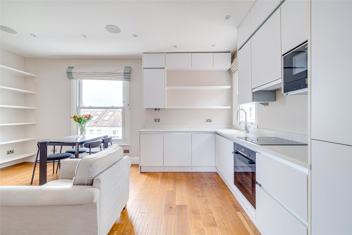 2 bedroom Flat, Whittingstall Road, London, SW6 - Let Agreed, Image 12