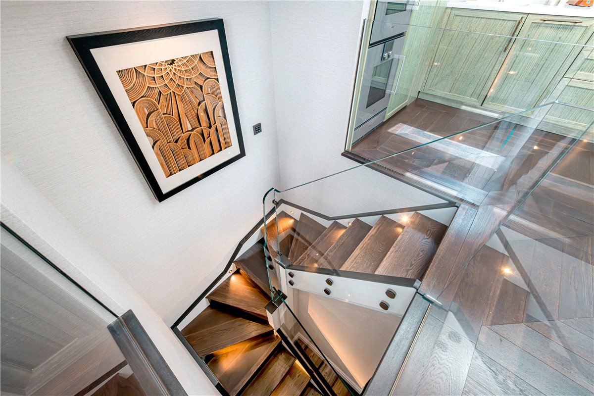 3 bedroom Flat, Prince of Wales Terrace, London, W8 - Available, Image 8