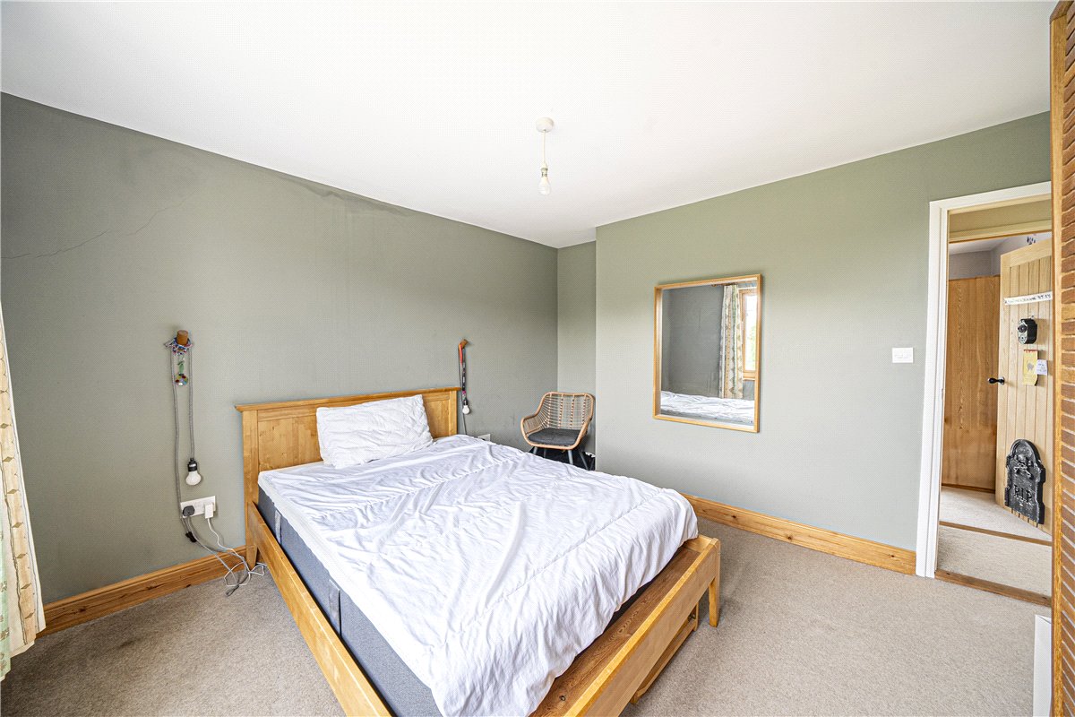 3 bedroom House, Trampers Lane, North Boarhunt, PO17 - Sold STC, Image 9