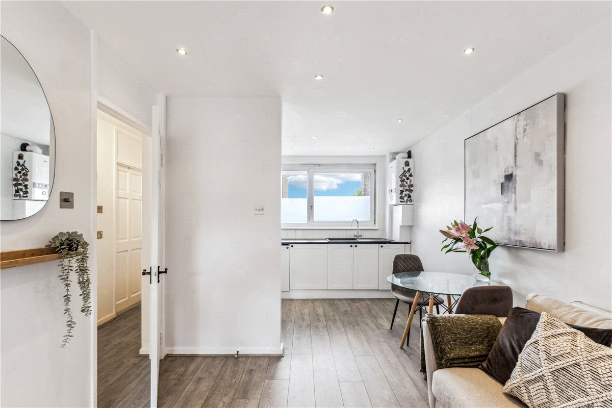 2 bedroom Flat, Bell Drive, London, SW18 - , Image 13