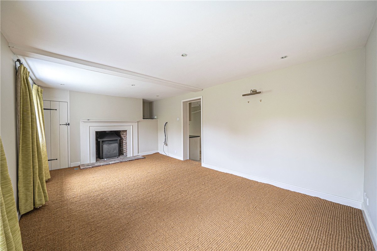 4 bedroom House, North Park Farm, Little Somborne, SO20 - Available, Image 3