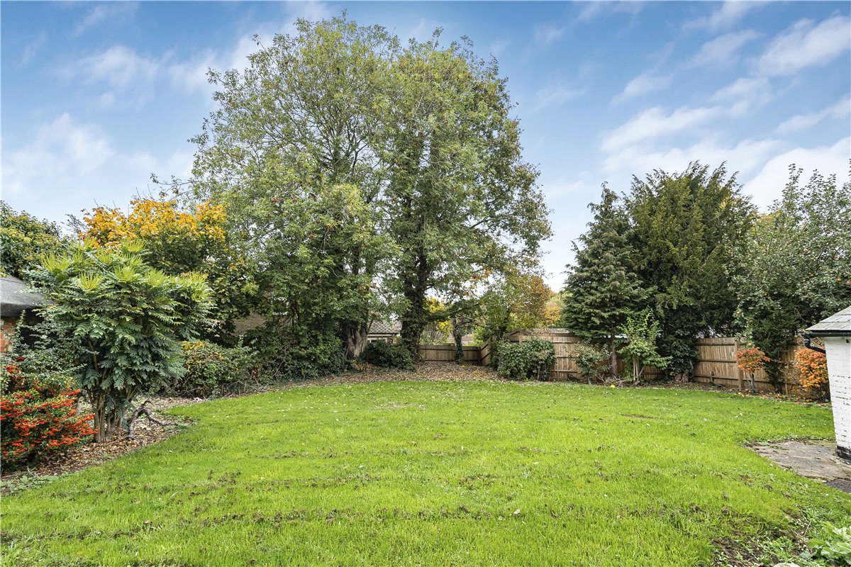 5 bedroom Cottage, Valley Road, Finmere, MK18 - Sold STC, Image 19