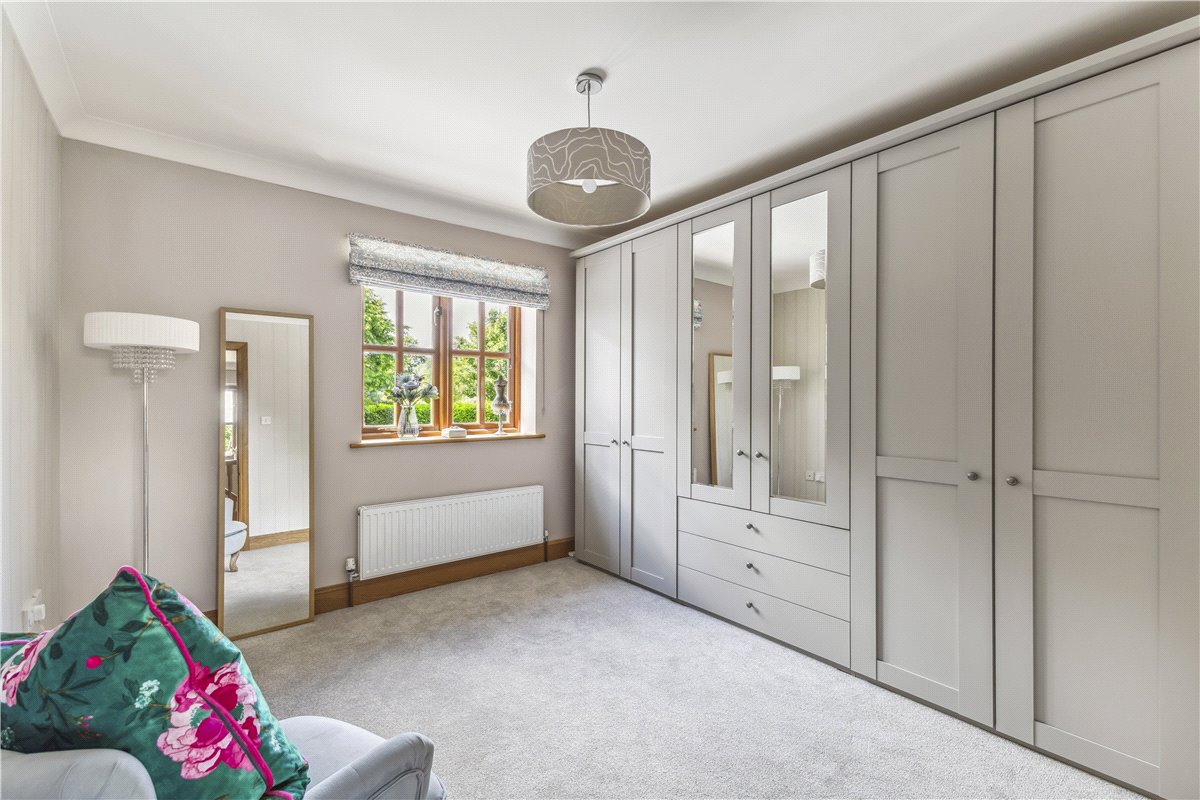 5 bedroom House, Netherstreet, Bromham, SN15 - Available, Image 14