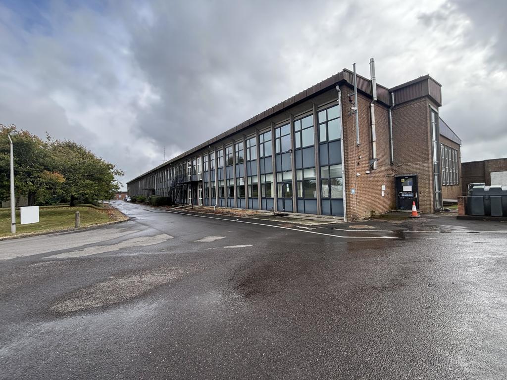 920.32 Sq M, Culmhead Business Park, Taunton, TA3 - Available, Image 2