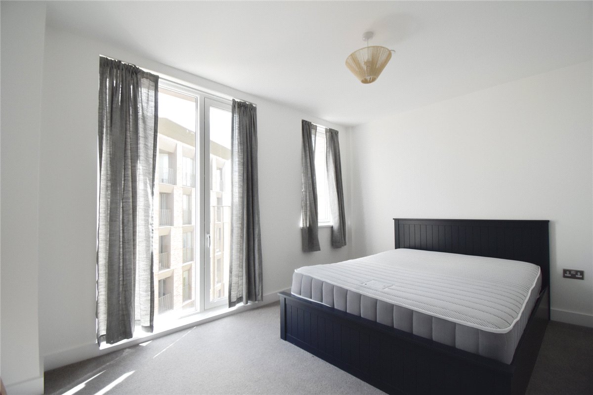 2 bedroom Flat, Aston Terrace, Cambridge, CB3 - Let Agreed, Image 6