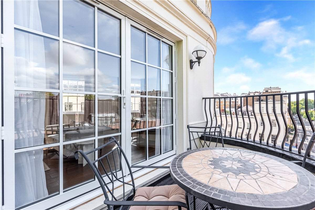 3 bedroom Flat, Chartwell Court, 50 Gloucester Square, W2 - Available, Image 26