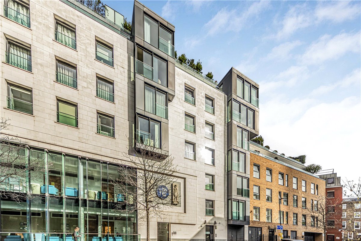 2 bedroom Flat, Greenwell Street, Marylebone, W1W - Available, Image 2