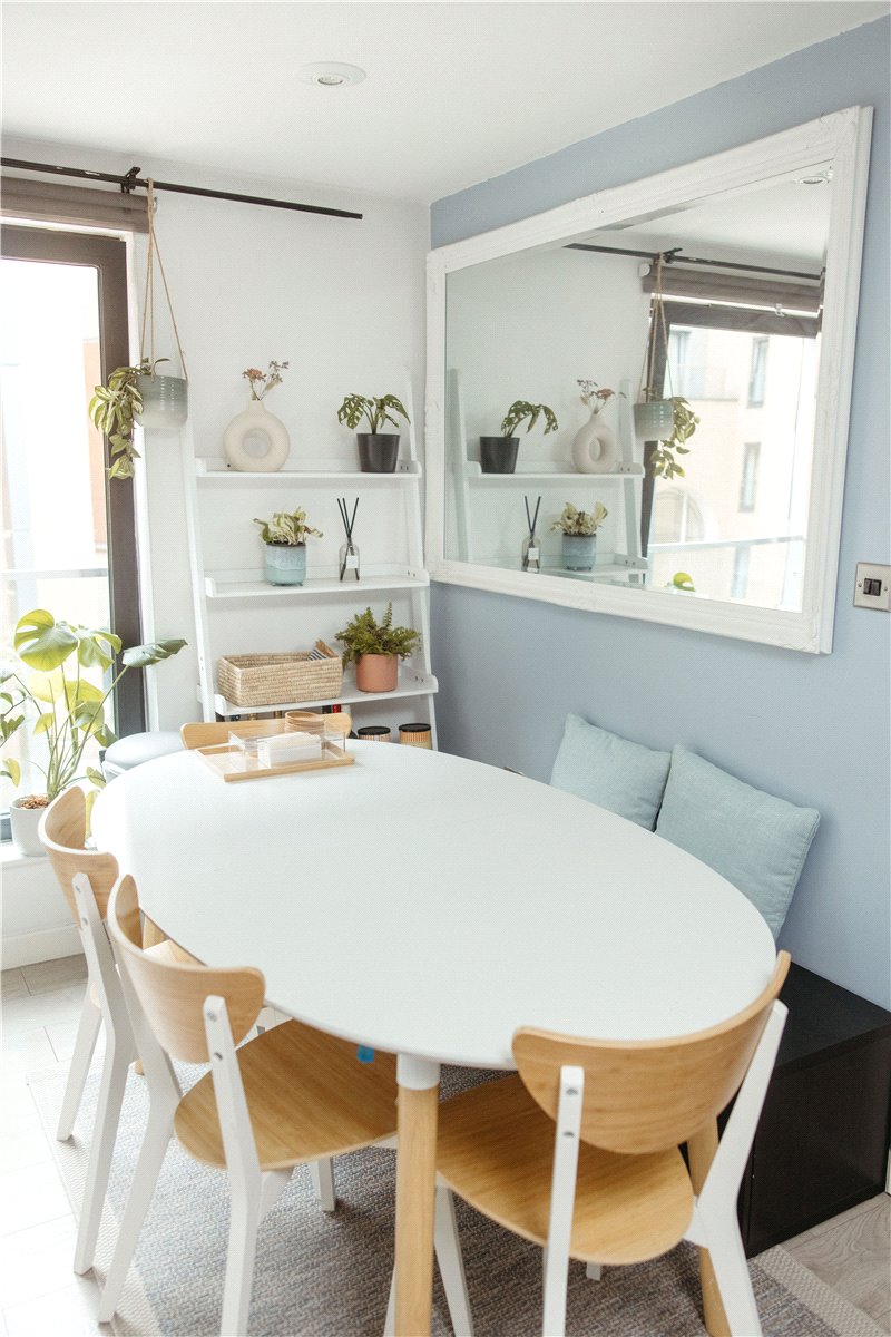 2 bedroom Flat, Greenwell Street, Marylebone, W1W - Available, Image 2