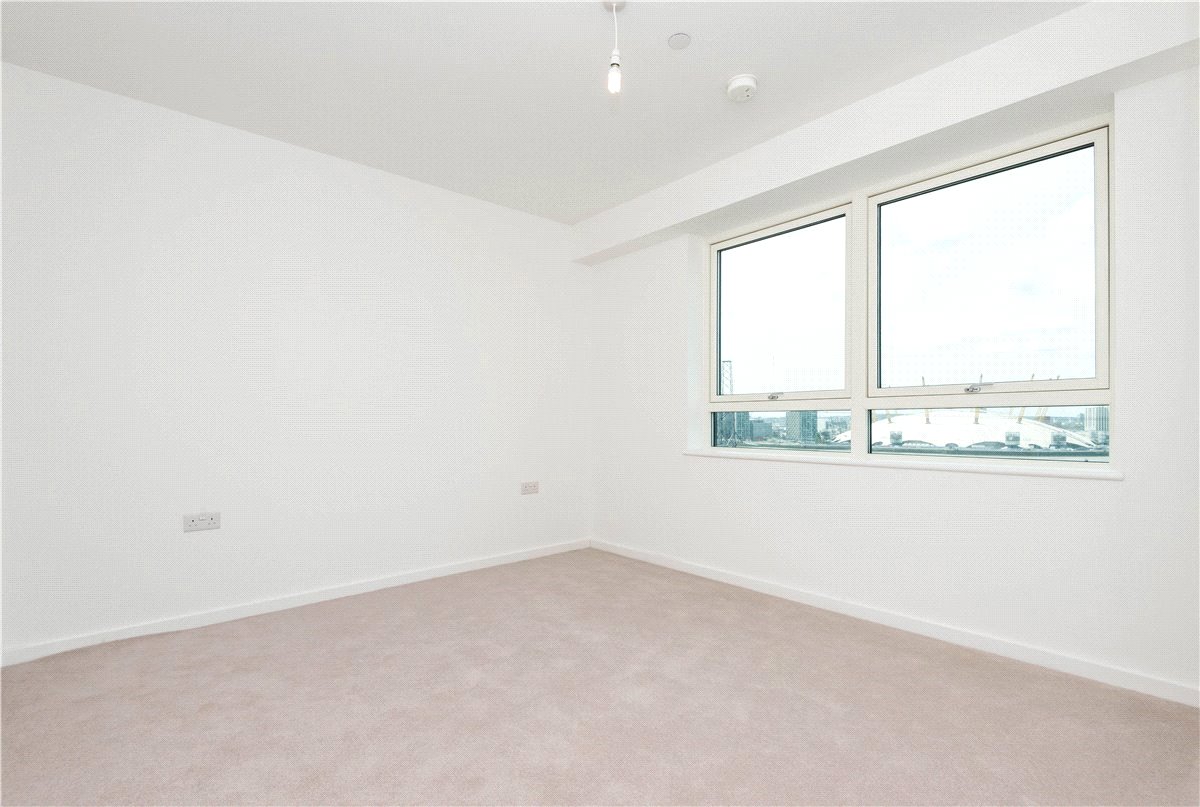2 bedroom Flat, Heartwell Avenue, London, E16 - Let Agreed, Image 16