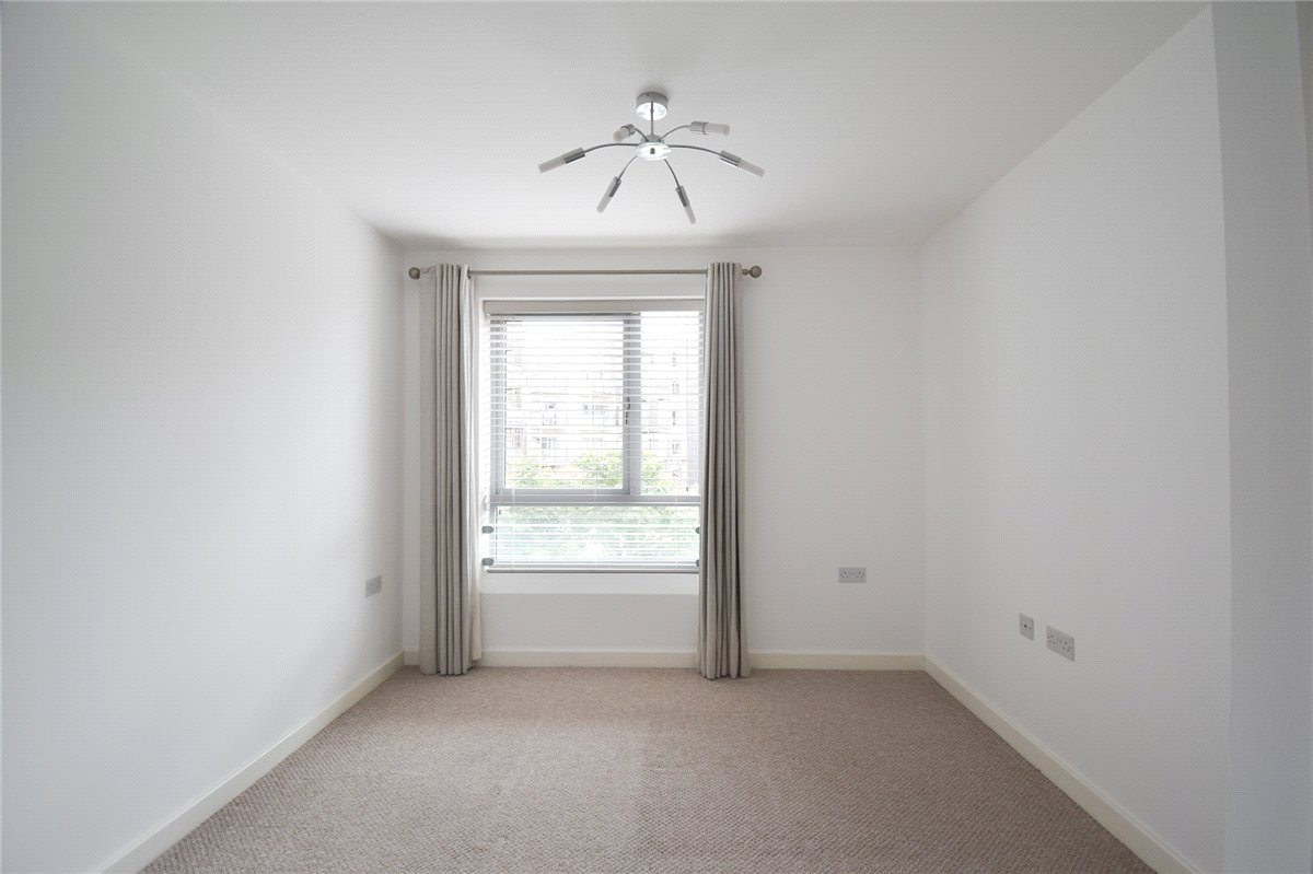 2 bedroom Flat, Glenalmond Avenue, Cambridge, CB2 - Available, Image 3