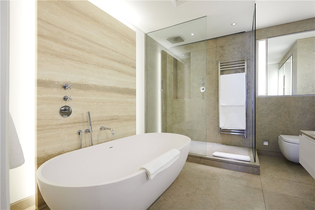 3 bedroom Flat, Duke Street, Mayfair, W1K - Available, Image 7