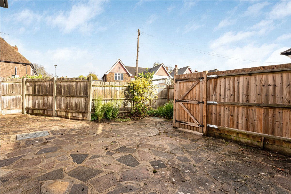 2 bedroom Maisonette, West Ruislip Court, Ickenham Road, HA4 - Sold STC, Image 13