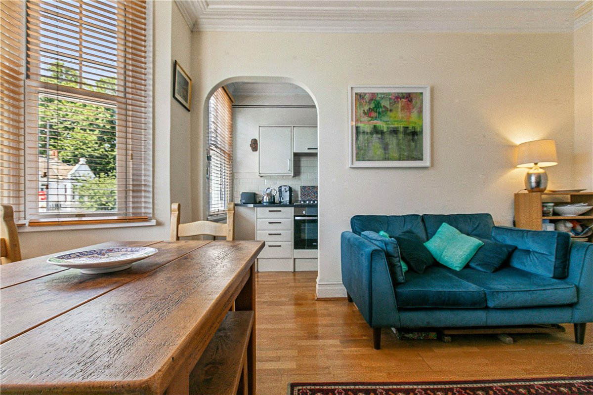 2 bedroom Flat, Fulham Palace Road, London, SW6 - Available, Image 1