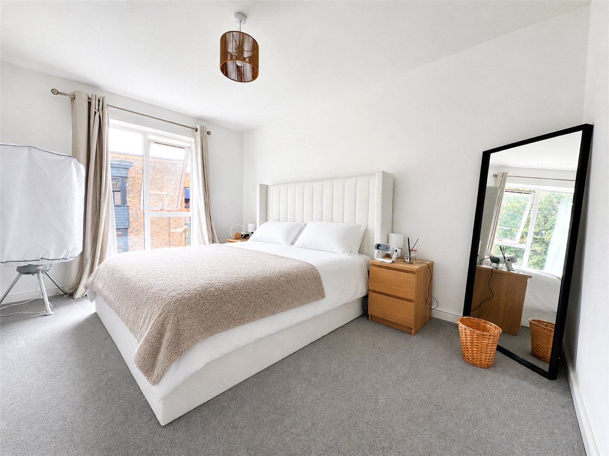 2 bedroom Flat, Stonyfield Road, Whiteley, PO15 - Let Agreed, Image 4