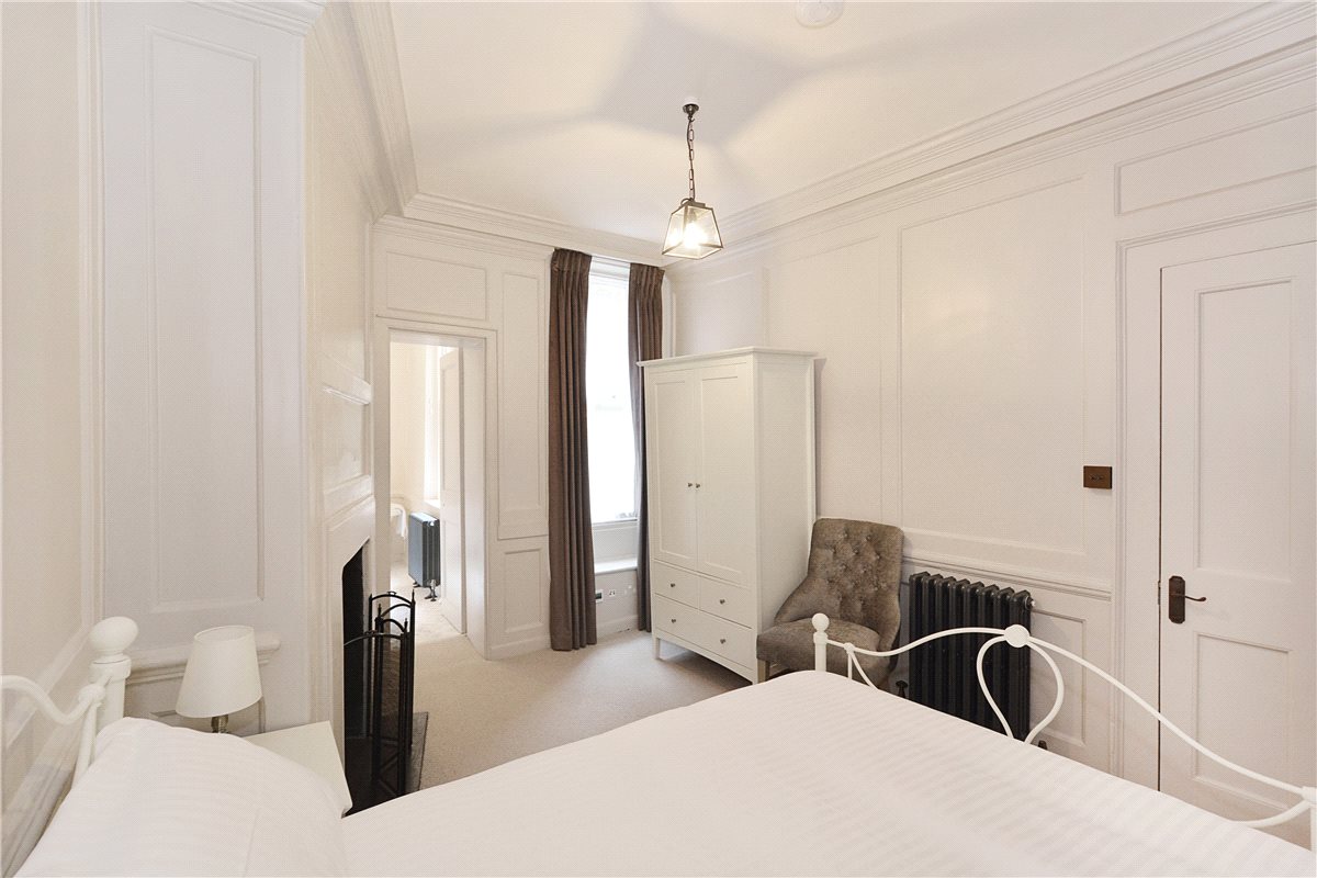 3 bedroom House, Meard Street, Soho, W1F - Available, Image 7