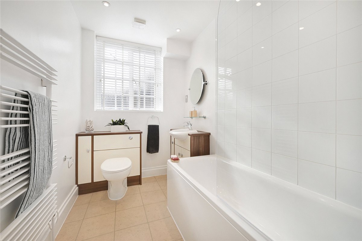 2 bedroom Flat, Stafford Court, Kensington High Street, W8 - Available, Image 1