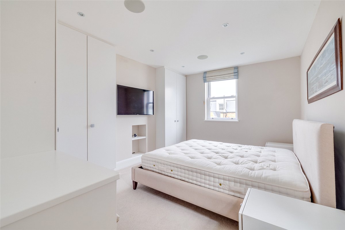 2 bedroom Flat, Whittingstall Road, London, SW6 - Let Agreed, Image 4