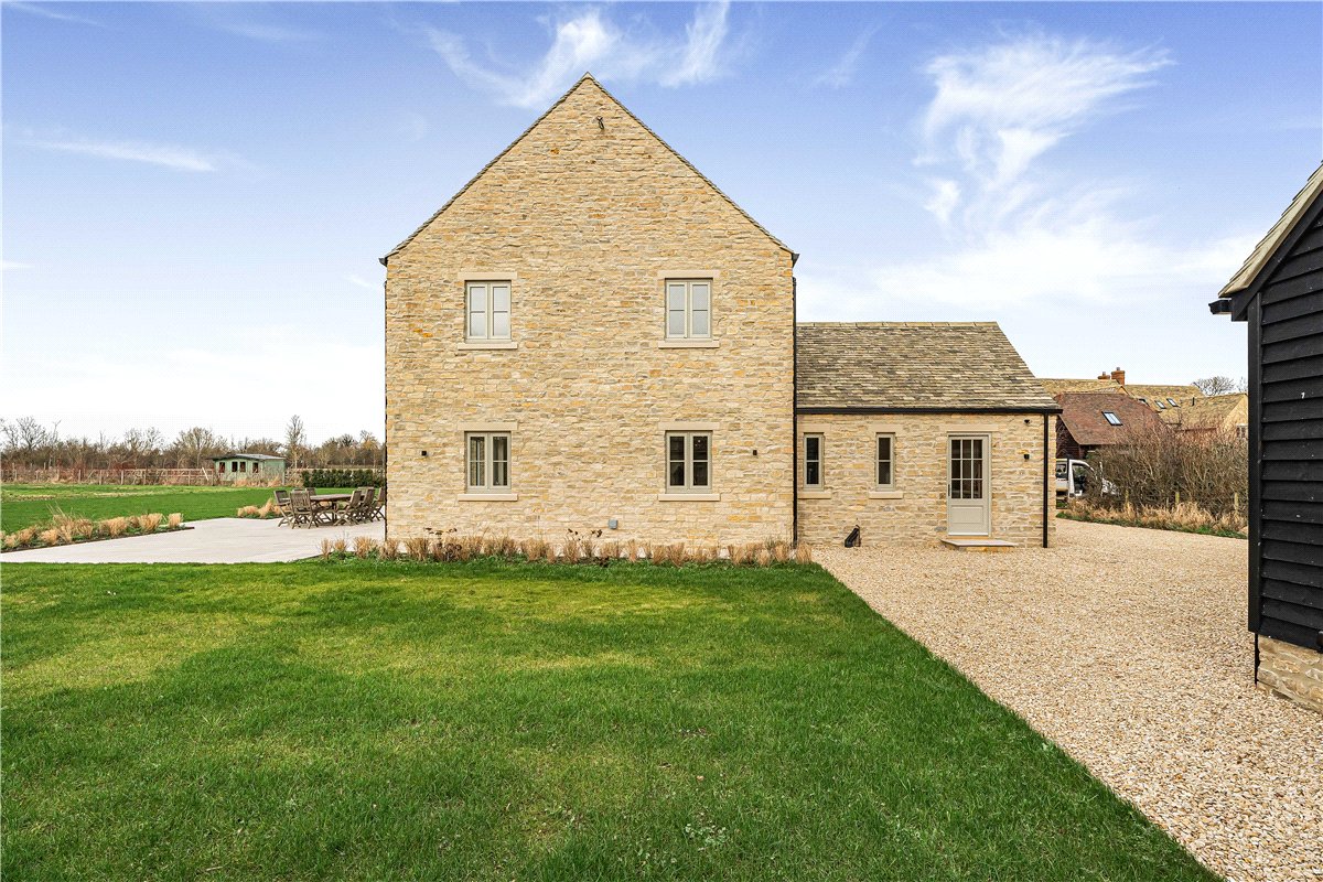 5 bedroom House, Lower End, Alvescot, OX18 - Sold, Image 44
