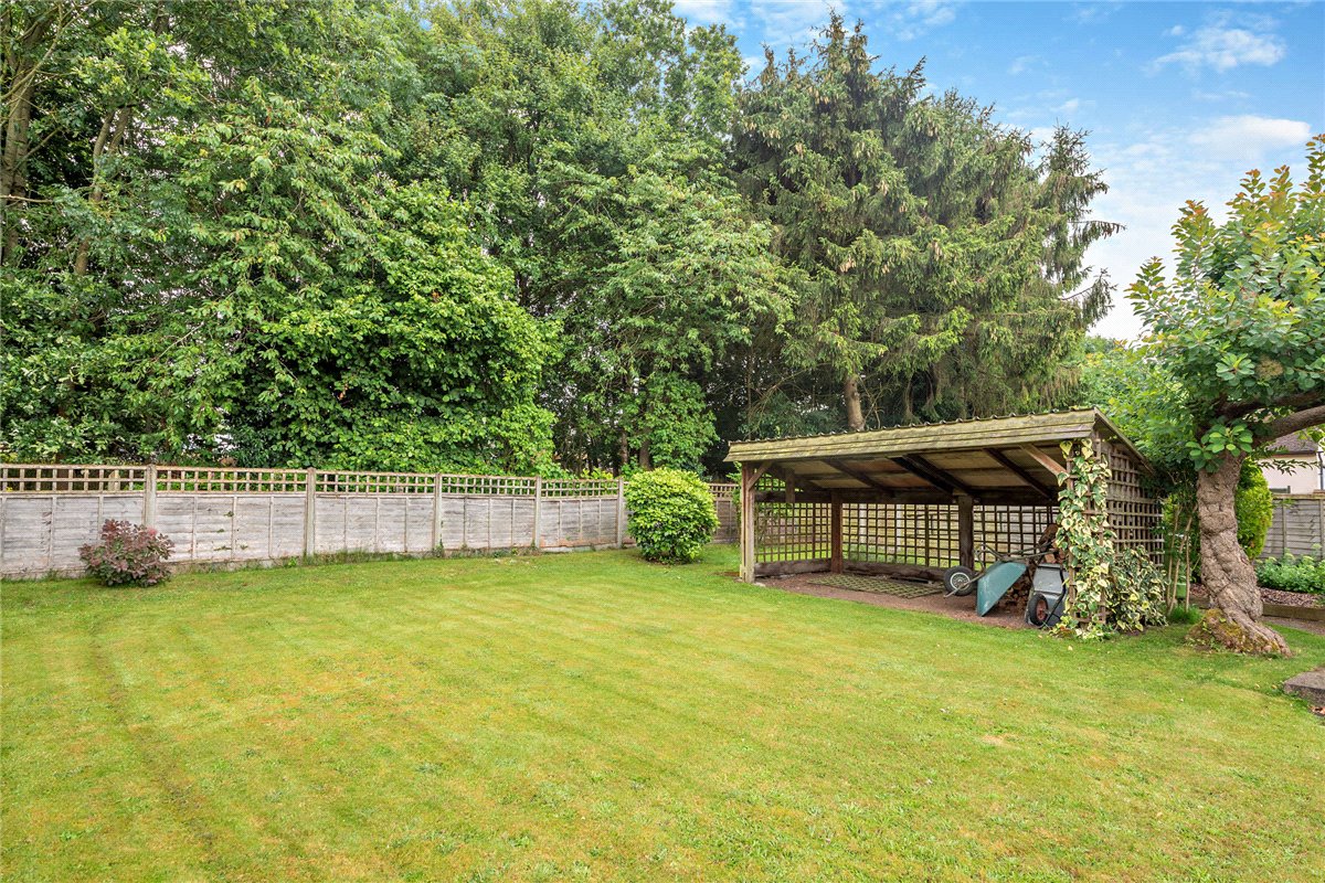 3 bedroom Bungalow, Long Lane, Hermitage, RG18 - Available, Image 15