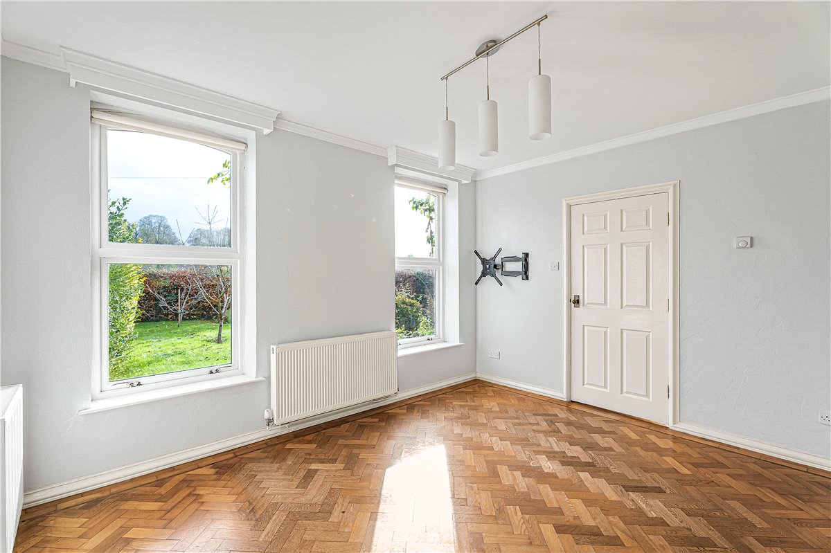 3 bedroom House, Vicarage Road, Stoneleigh, CV8 - Sold STC, Image 9