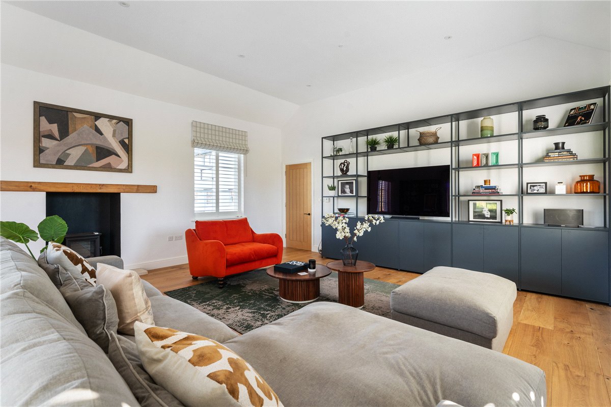 4 bedroom House, Upend, Newmarket, CB8 - Available, Image 10