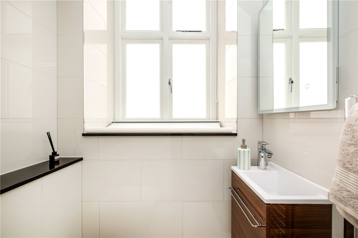 2 bedroom Flat, Stratton Street, London, W1J - Available, Image 12