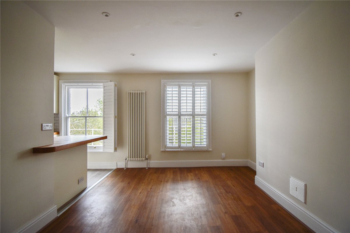 3 bedroom Flat, Bateman Street, Cambridge, CB2 - Let Agreed, Image 2