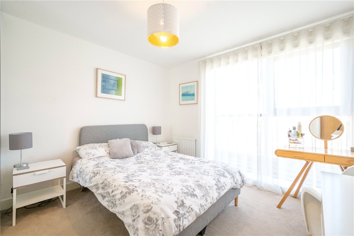 2 bedroom Flat, Midland Road, Bath, BA2 - Sold, Image 5