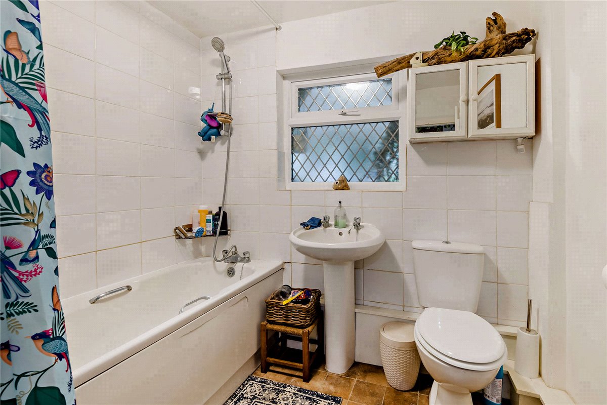 3 bedroom House, Leckhampstead, Newbury, RG20 - Sold, Image 11