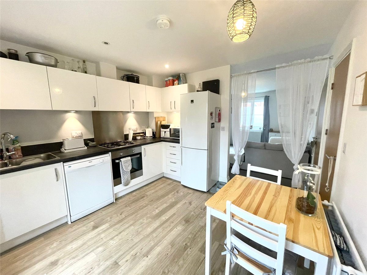 2 bedroom House, Merevale Close, Daventry, NN11 - , Image 3