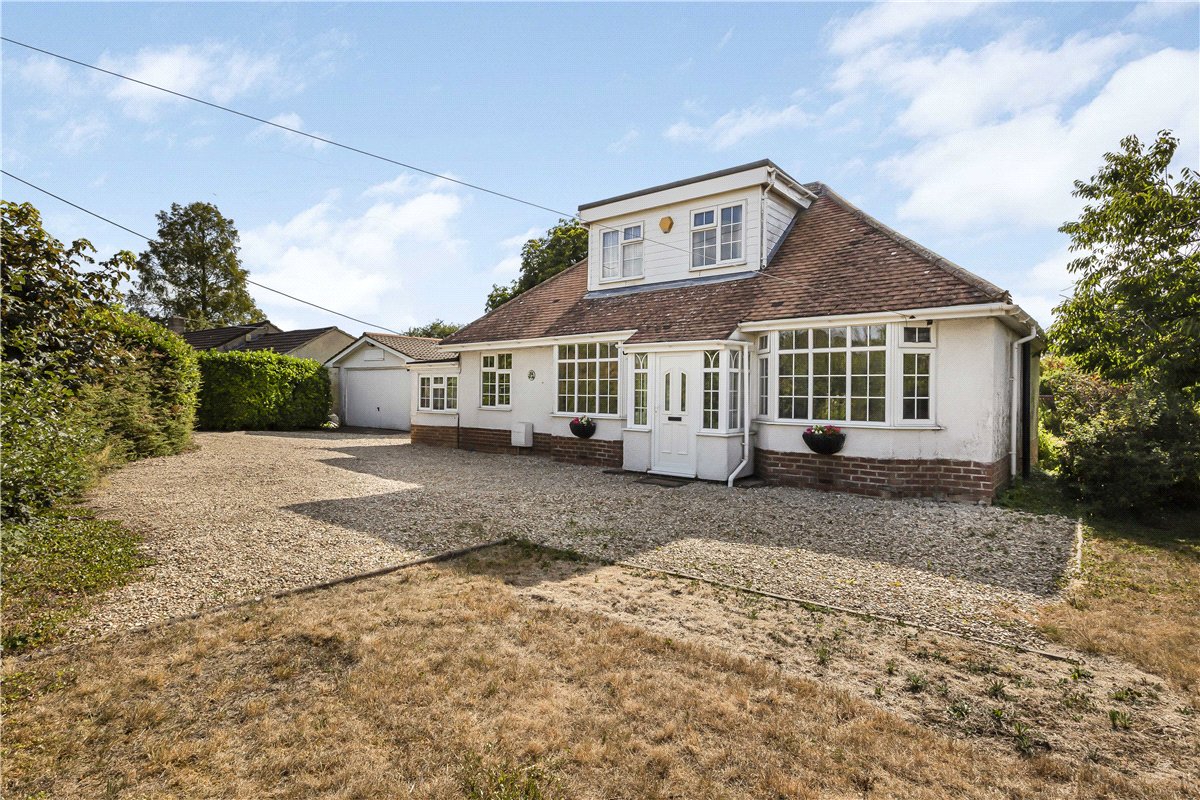 3 bedroom House, Henwood, Wootton, OX1 - Available
