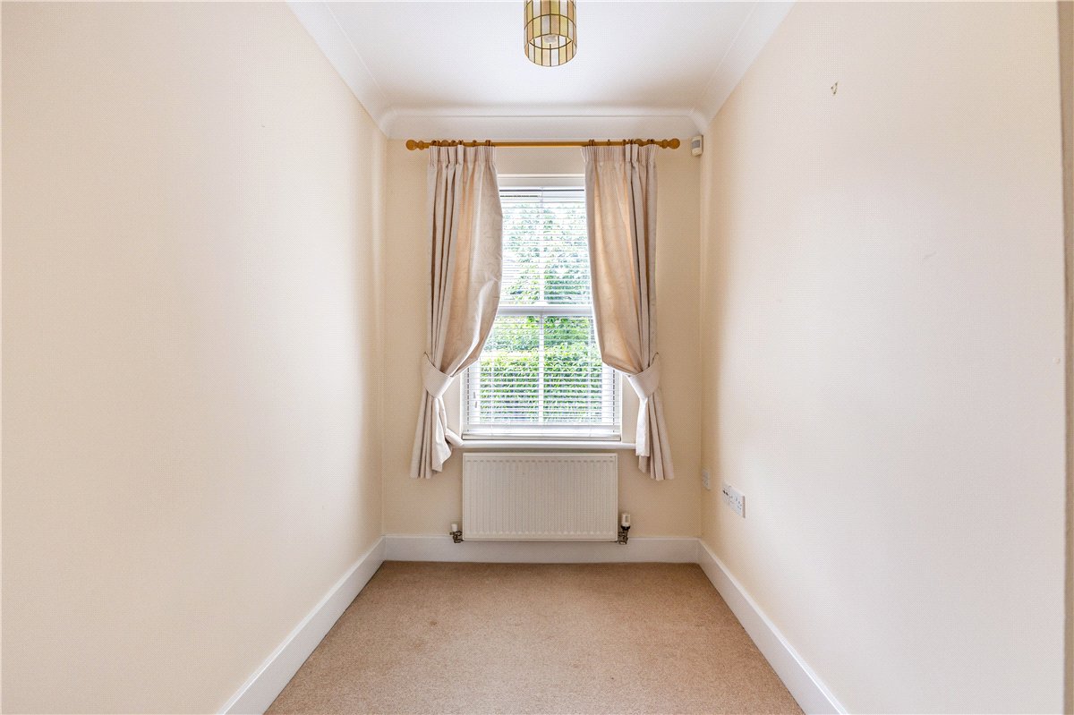 4 bedroom House, St. Matthews Gardens, Cambridge, CB1 - Available, Image 13