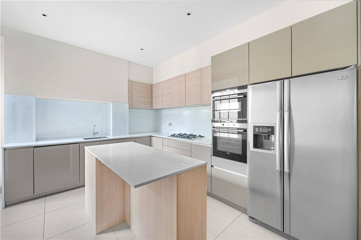 4 bedroom Flat, Wynnstay Gardens, Kensington, W8 - Available, Image 36