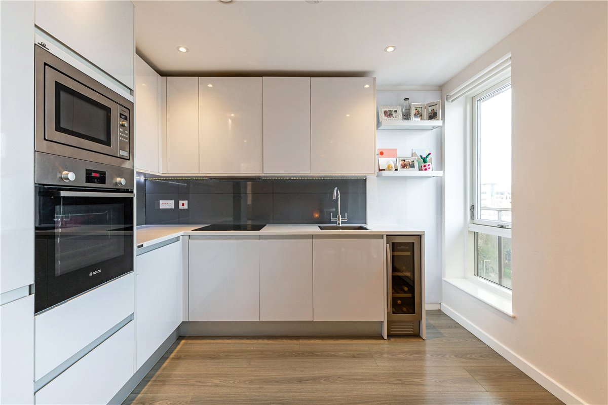 2 bedroom Flat, Hills Road, Cambridge, CB2 - Available, Image 3