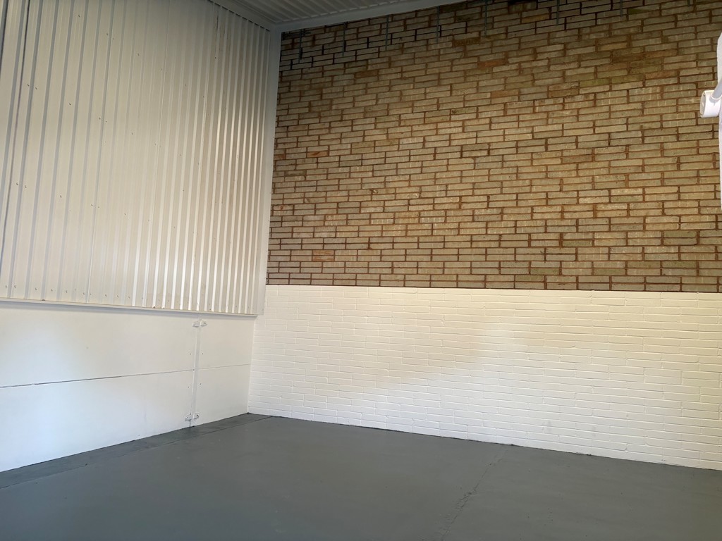 925 Sq Ft, Nynehead, Wellington, TA21 - Available, Image 2