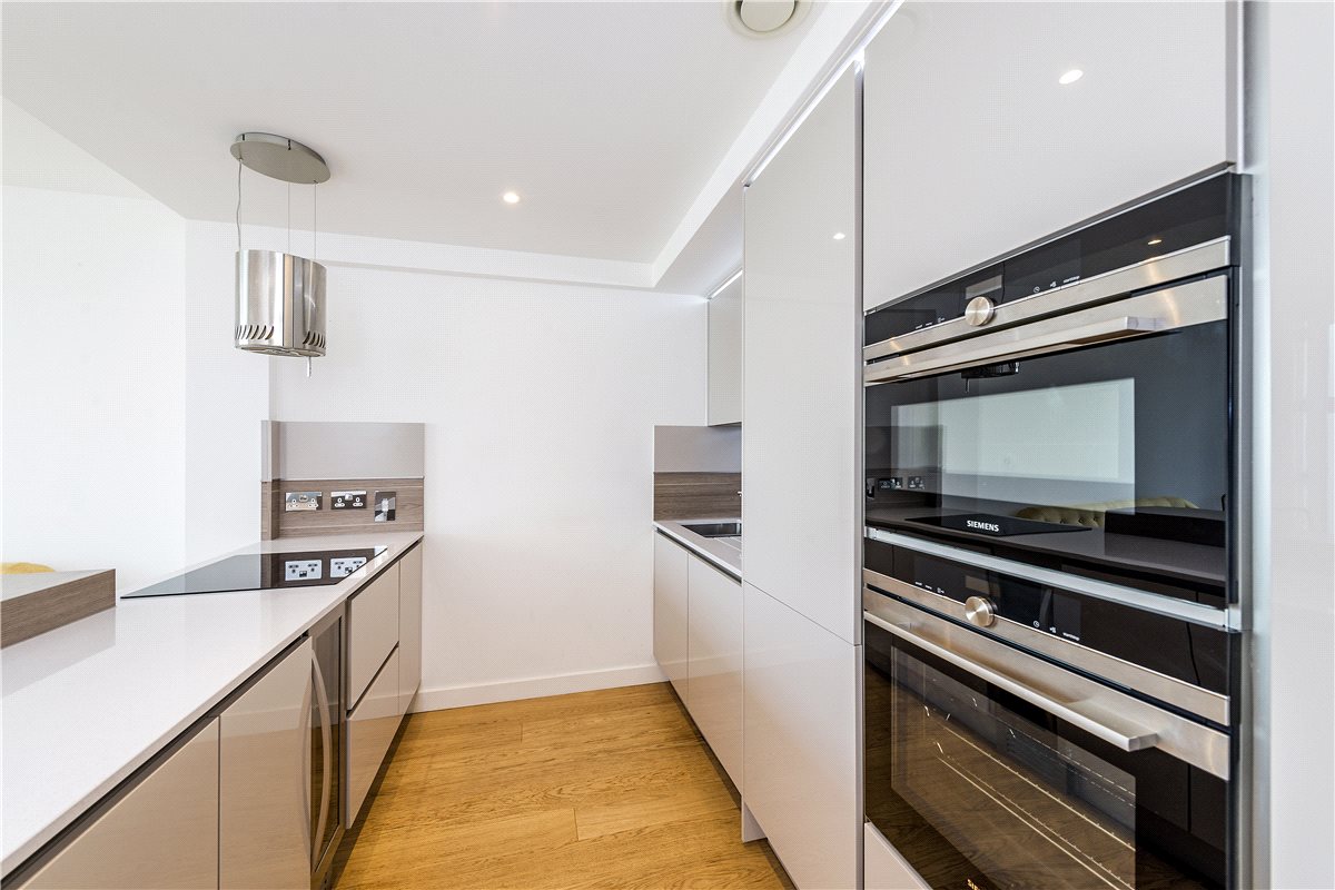 2 bedroom Flat, Holland Park Avenue, Holland Park, W11 - Available, Image 17