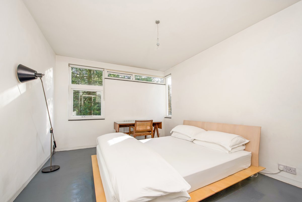 2 bedroom Flat, Langham House Close, Richmond, TW10 - Available, Image 3