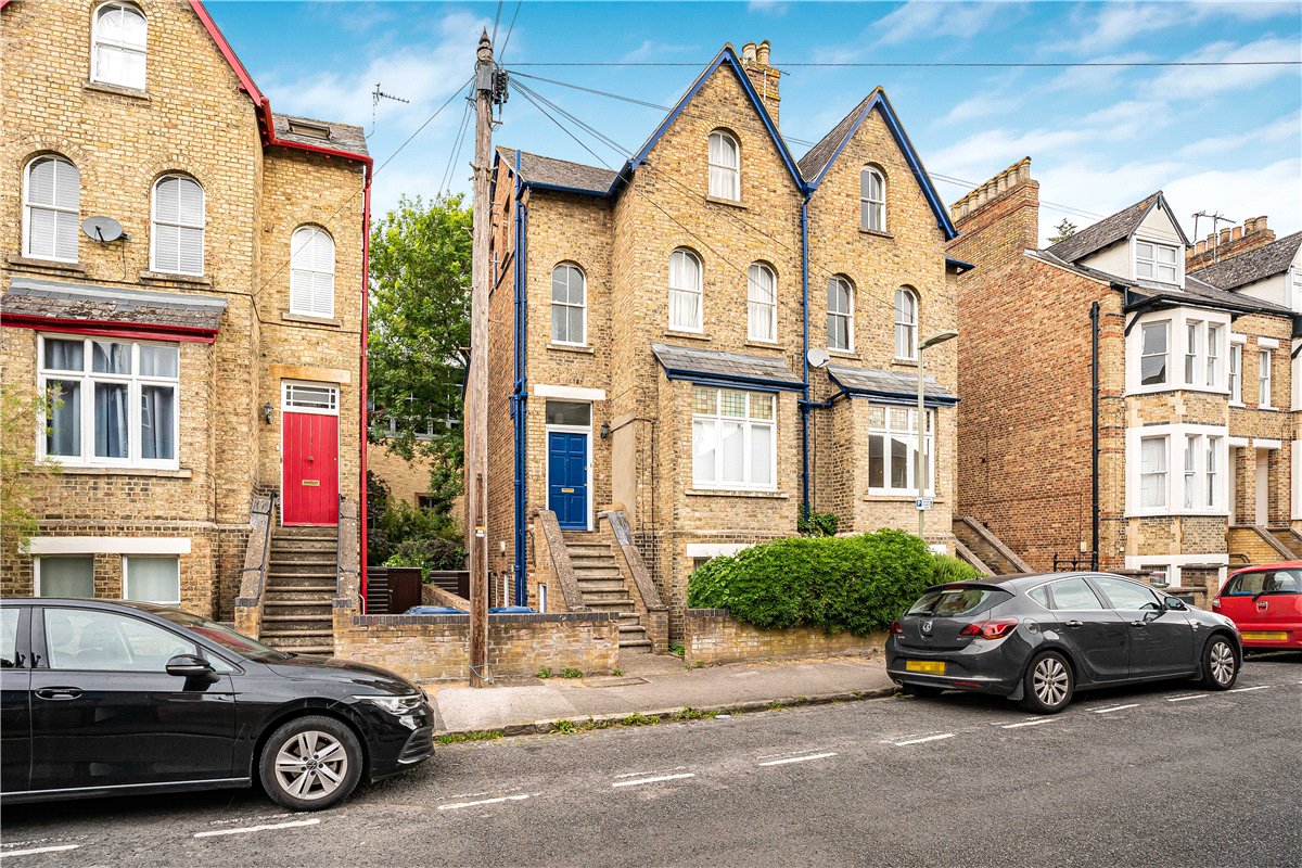 2 bedroom Maisonette, Walton Crescent, Oxford, OX1 - 