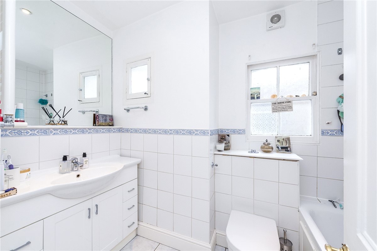 4 bedroom House, Fabian Road, London, SW6 - Let Agreed, Image 8